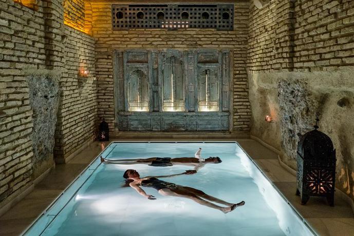 Imagen de los interiores del Hotel Aire and Ancient Baths. Foto 14