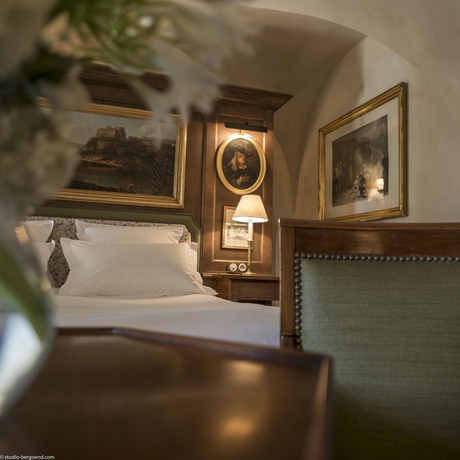 Imagen de la habitación del Hotel Airelles, La Bastide De Gordes. Foto 2