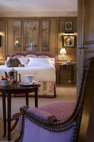 Imagen de la habitación del Hotel Airelles, La Bastide De Gordes. Foto 4