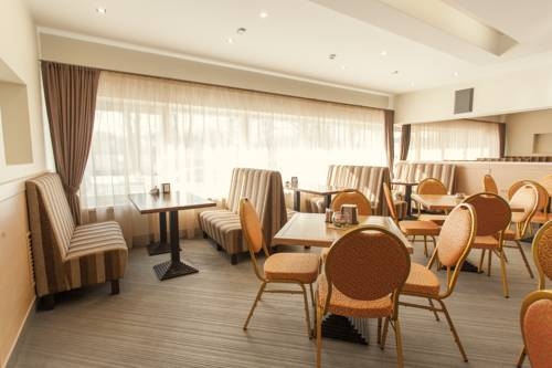 Imagen del bar/restaurante del Hotel Airinn Vilnius. Foto 3