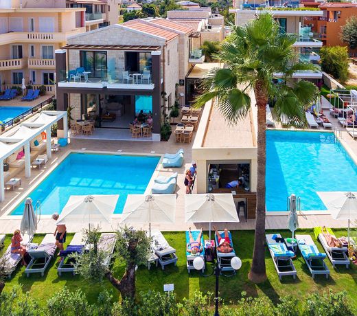 Imagen de la piscina del Hotel Airis Boutique and Suites - Adults Only. Foto 17