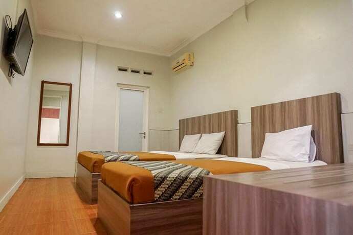 Imagen de la habitación del Hotel Airlangga, Jogjakarta. Foto 11