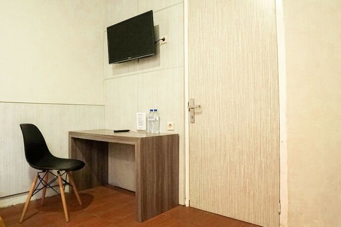 Imagen de la habitación del Hotel Airlangga, Jogjakarta. Foto 15
