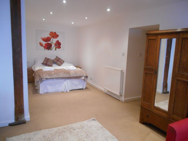 Imagen de la habitación del Hotel Airlie Arms. Foto 2