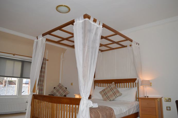 Imagen de la habitación del Hotel Airlie Arms. Foto 8
