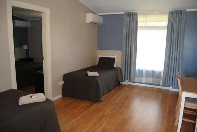 Imagen de la habitación del Hotel Airlie House Motor Inn. Foto 31