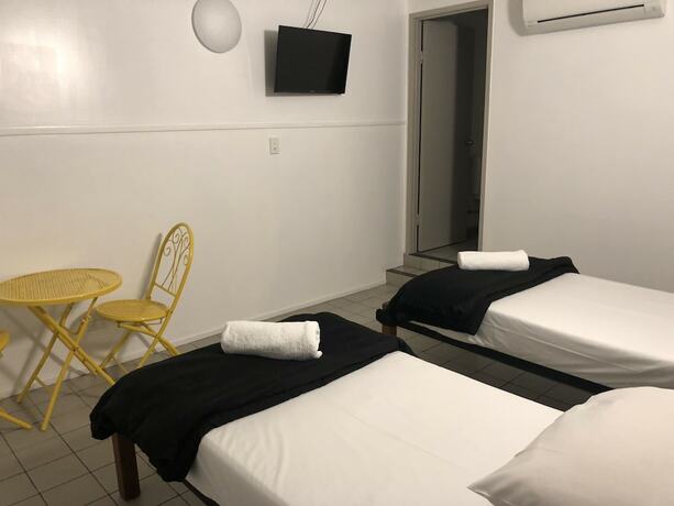 Imagen general del Hotel Airlie Waterfront Accomodation - Hostel. Foto 2