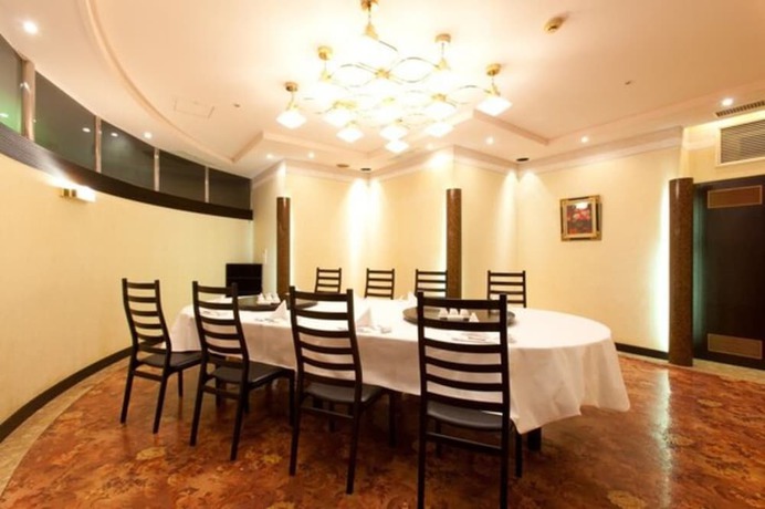 Imagen del bar/restaurante del Hotel Airline. Foto 4