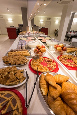 Imagen del bar/restaurante del Hotel Airmotel. Foto 6