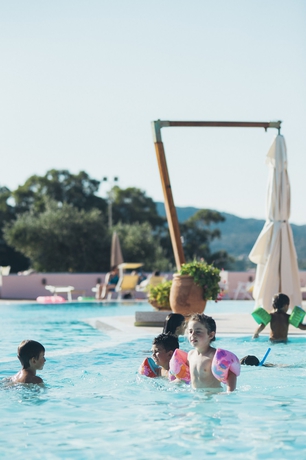 Imagen de la piscina del Hotel Airone, Cerdeña. Foto 14