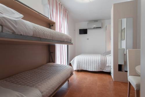 Imagen de la habitación del Hotel Airone, Cervia. Foto 2