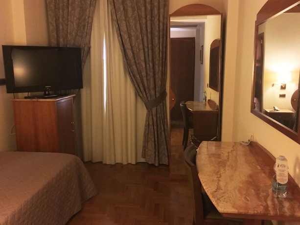 Imagen de la habitación del Hotel Airone, Grosseto. Foto 3