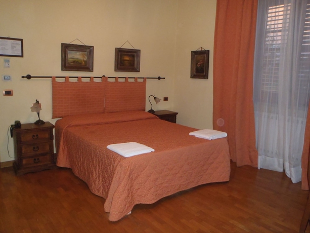 Imagen de la habitación del Hotel Airone Pisa Park. Foto 3