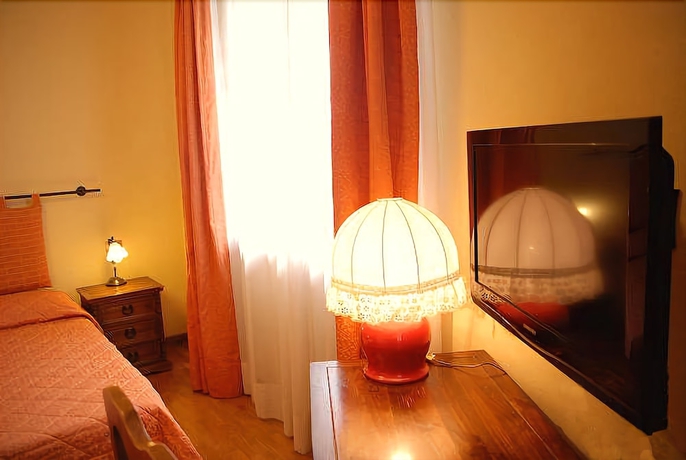 Imagen de la habitación del Hotel Airone Pisa Park. Foto 12