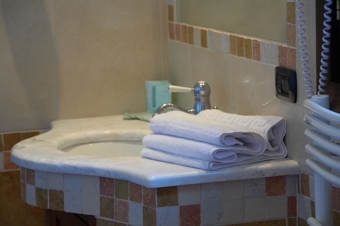 Imagen de la habitación del Hotel Airone Wellness. Foto 12