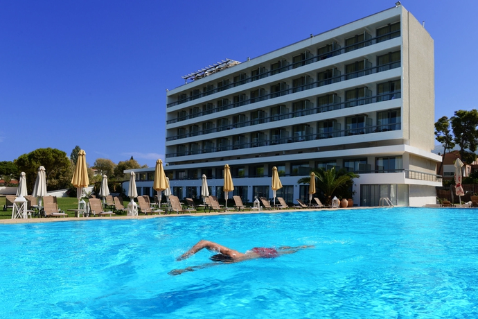 Imagen general del Hotel Airotel Achaia Beach. Foto 1