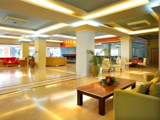 Imagen general del Hotel Airotel Malaconda Beach. Foto 4