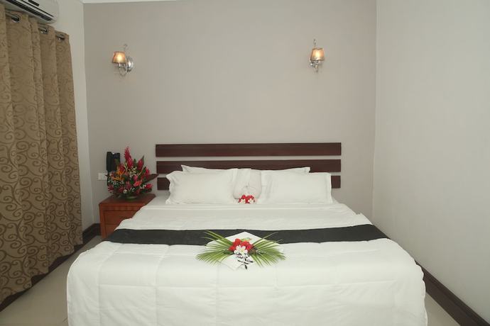 Imagen de la habitación del Hotel Airport Ace. Foto 5