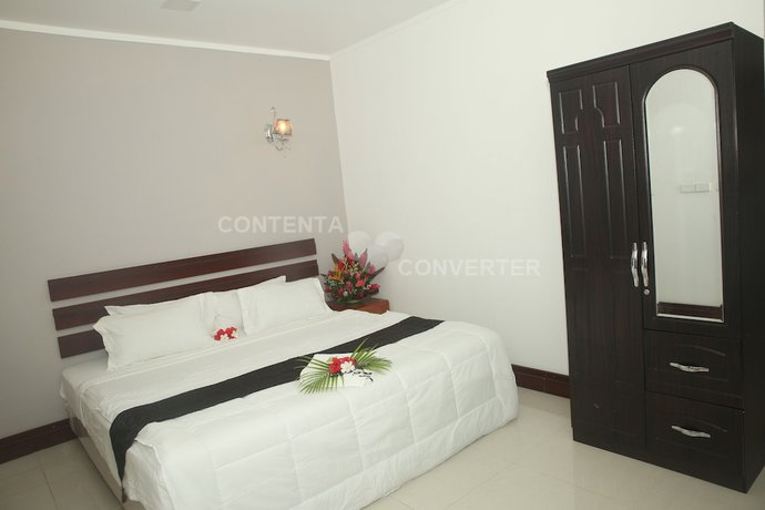 Imagen de la habitación del Hotel Airport Ace. Foto 14