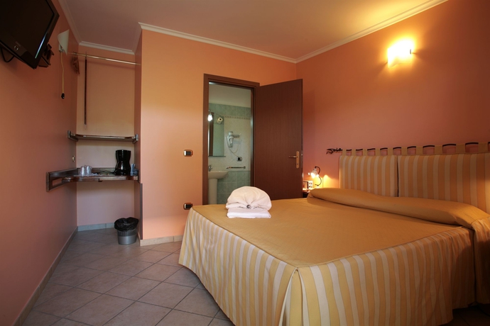 Imagen de la habitación del Hotel Airport, Aeropuerto de Roma-Fiumicino. Foto 5