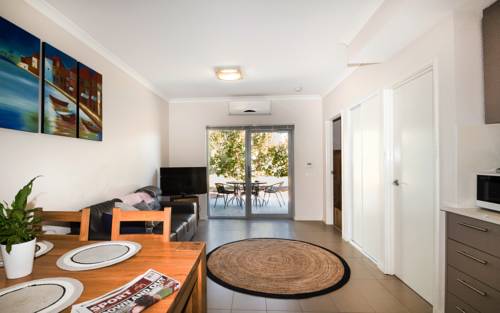 Imagen de la habitación del Hotel Airport Apartments By Vetroblu. Foto 3
