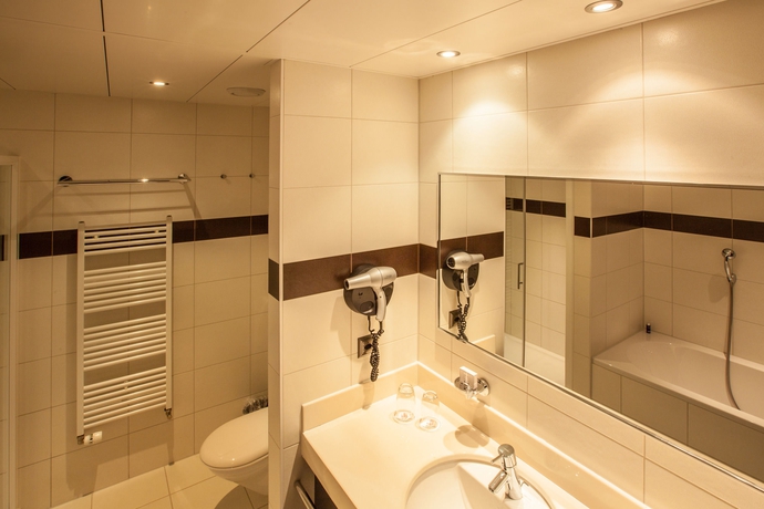 Imagen de la habitación del Hotel Airport Basel. Foto 2