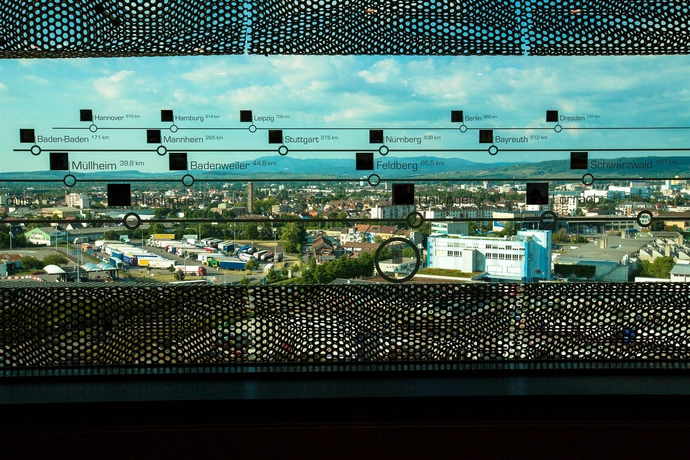 Imagen de los interiores del Hotel Airport Basel. Foto 16