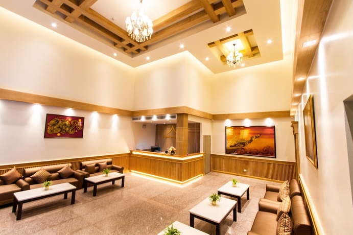 Imagen de los interiores del Hotel Airport Beach Hotel Phuket. Foto 15