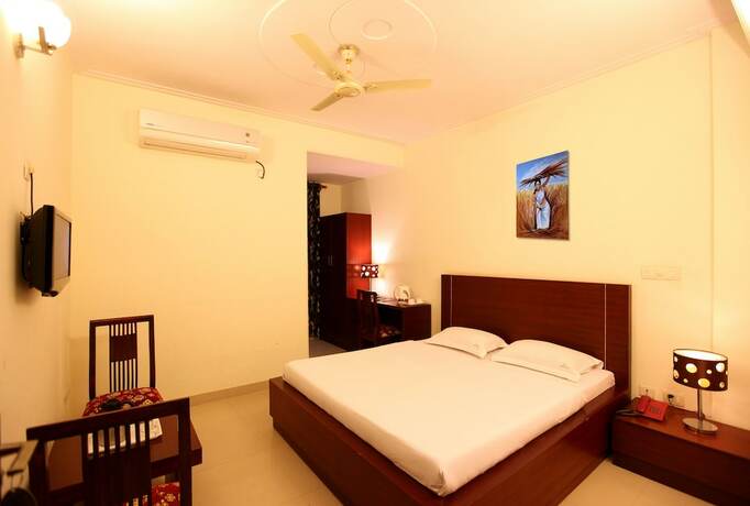 Imagen de la habitación del Hotel Airport City. Foto 16