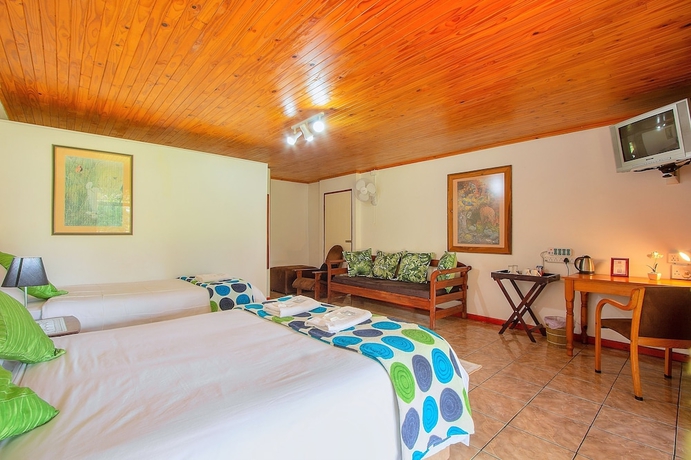 Imagen de la habitación del Hotel Airport Game Lodge. Foto 17