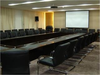 Imagen de los interiores del Hotel Airport Garden. Foto 6