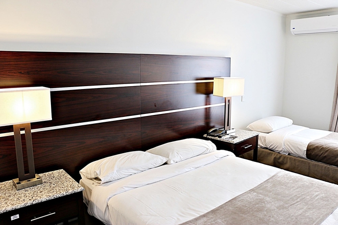 Imagen de la habitación del Hotel Airport Gateway. Foto 5