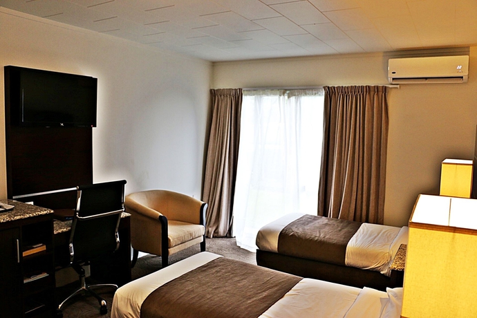 Imagen de la habitación del Hotel Airport Gateway. Foto 6