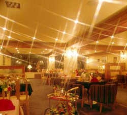 Imagen del bar/restaurante del Hotel Airport Gimpo. Foto 2