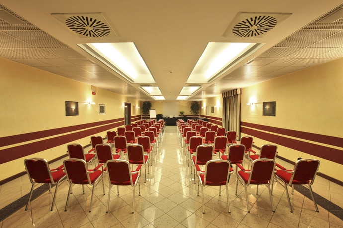 Imagen de los interiores del Hotel Airport, Grassobbio. Foto 14