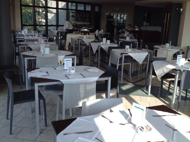 Imagen del bar/restaurante del Hotel Airport, Grassobbio. Foto 6