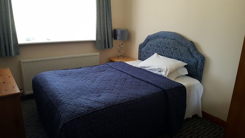 Imagen de la habitación del Hotel Airport Guest House, Colnbrook. Foto 5