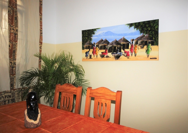Imagen del bar/restaurante del Hotel Airport Guesthouse. Foto 3