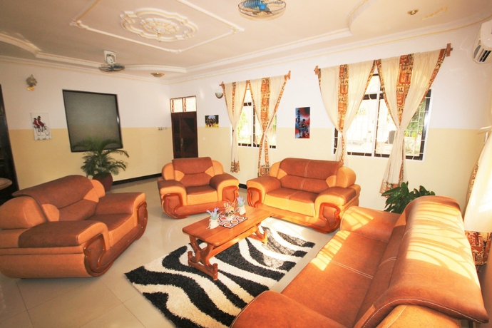 Imagen de los interiores del Hotel Airport Guesthouse. Foto 16