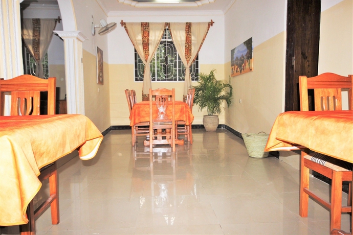 Imagen del bar/restaurante del Hotel Airport Guesthouse. Foto 5