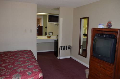 Imagen de la habitación del Hotel Airport Inn. Foto 6