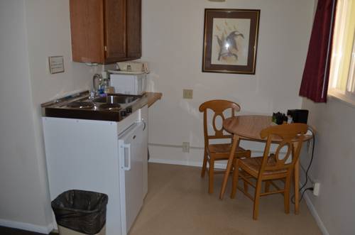 Imagen de la habitación del Hotel Airport Inn. Foto 9