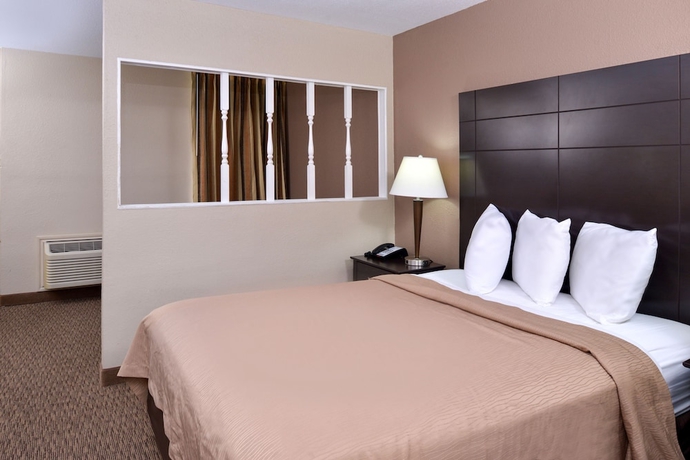 Imagen de la habitación del Hotel Airport Inn. Foto 12