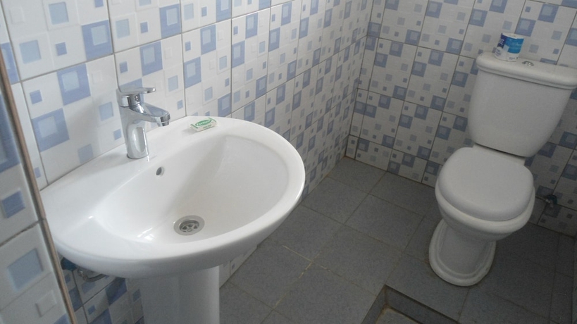 Imagen de la habitación del Hotel Airport Inn Motel. Foto 5