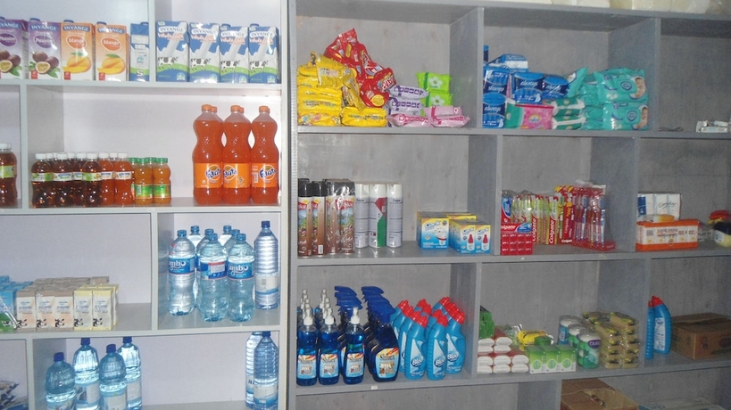 Imagen de los interiores del Hotel Airport Inn Motel. Foto 16
