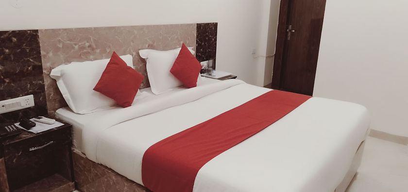 Imagen de la habitación del Hotel Airport J P Palace. Foto 3