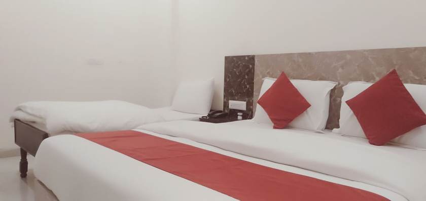 Imagen de la habitación del Hotel Airport J P Palace. Foto 7