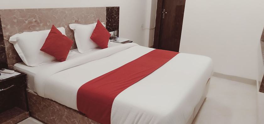 Imagen de la habitación del Hotel Airport J P Palace. Foto 9