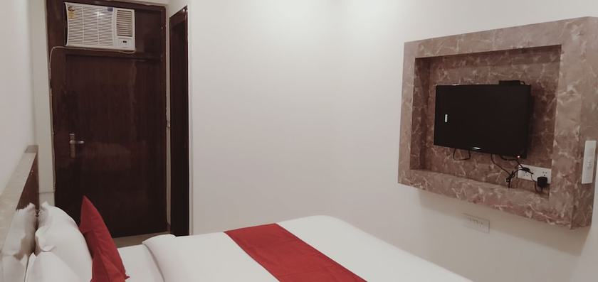 Imagen de la habitación del Hotel Airport J P Palace. Foto 11