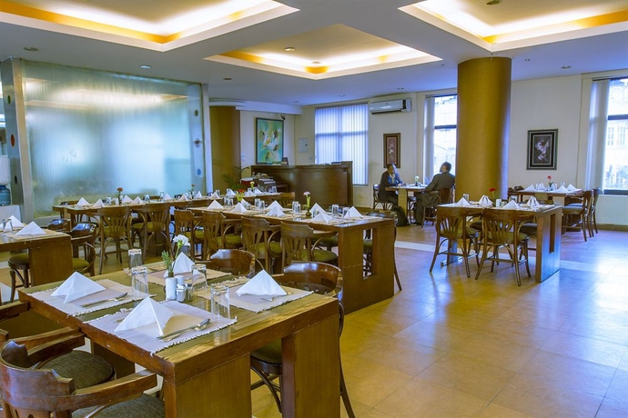 Imagen del bar/restaurante del Hotel Airport, Katmandu. Foto 4